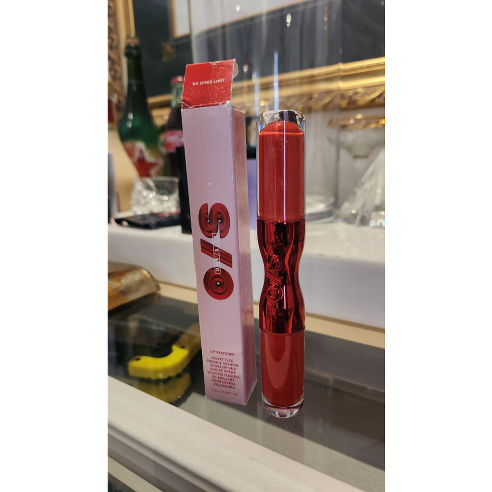 O/S Red Lip Snatcher Velvet Flex Cream & Cushion Lip Duo